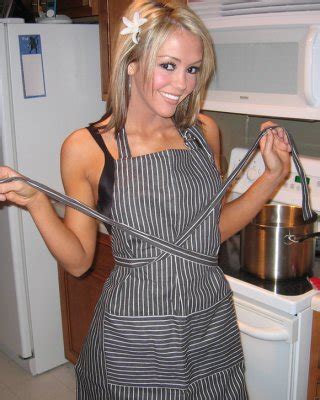 Foxy Jacky Naked By Her Front Door Porn Pictures Xxx Photos Sex Images Pictoa