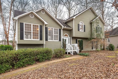 5065 Doubletree Drive Cumming GA By Curb Appeal Photography