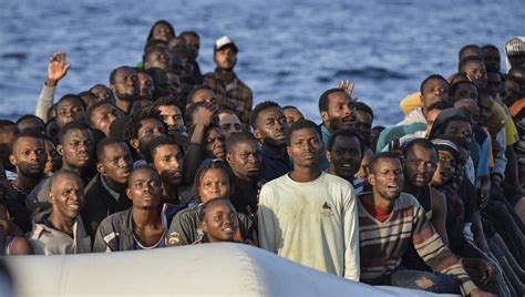 Migranti Lampedusa Sta Scoppiando A Pozzallo E Augusta I 325 Soccorsi