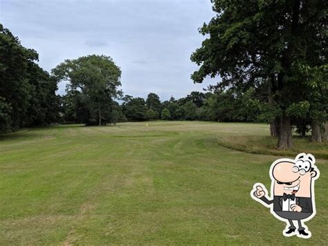 Goffs Park Pitch Putt Course In Crawley Restaurant Reviews