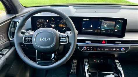 New KIA SORENTO FACELIFT 2024 INTERIOR Details New INFOTAINMENT