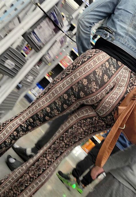 Thick Milf Asssss Spandex Leggings Yoga Pants Forum