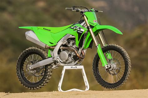 First Impression: 2024 Kawasaki KX450 - Dirt Bike Test