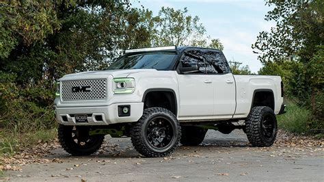 7" lifted 2014 GMC Sierra 1500 4X4 Custom [White] - ModifiedX