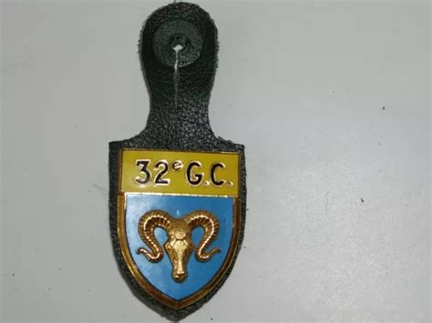 INSIGNE MILITAIRE PUCELLE armée française 32e GC régiment Groupement de