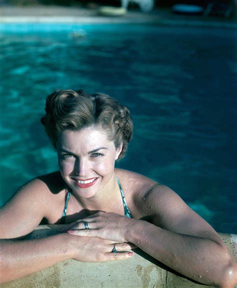 Esther Williams Bikini and Hot Retro Photos nude – Leaked Diaries