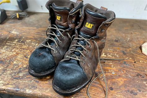 How To Care for Your Leather Work Boots in the Winter