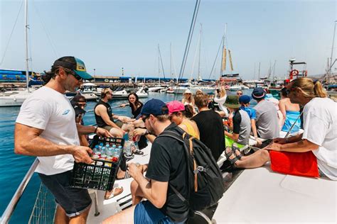 Costa Adeje Excursi N En Catamar N Para Avistamiento De Cet Ceos Con