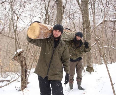 Chechen Fighters Carrying A Tree Trunk During The Second Russio Chechen