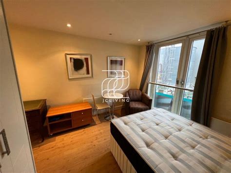 Axis Court Se16 Studio £1560 Pcm £360 Pw