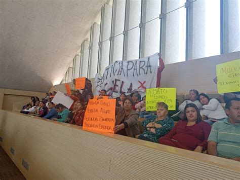 Morena Protesta Contra Zamarripa En El Congreso De Guanajuato Y Exige