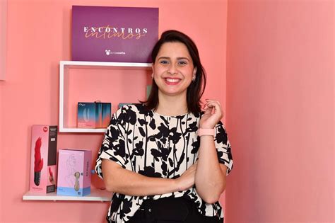 De R 3 mil a R 10 milhões CEO de sex shop cria loja após frustração produtos íntimos em
