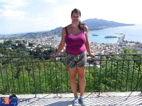 Dutch Dame On Holiday ZB Porn