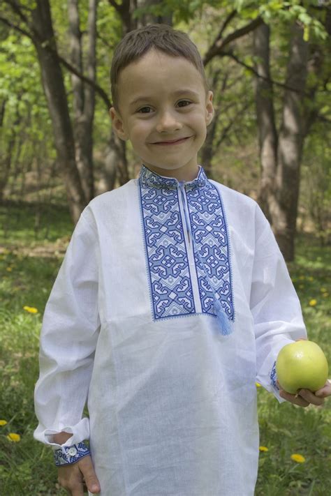 Вишиванки з натурального льону для хлопчиків та дівчаток krainavyshyvki ...