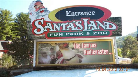 Best Read Guide Smoky Mountains: SANTA'S LAND - A GREAT PLACE FOR FAMILY FUN!