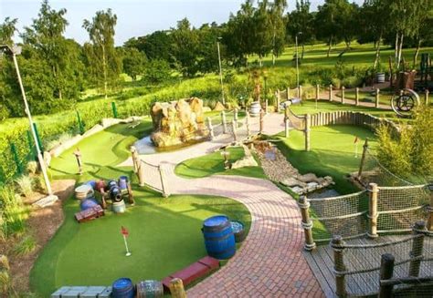 Mr Mulligans Pirate Golf Crazy Golf In Woking Surrey Hoebridge