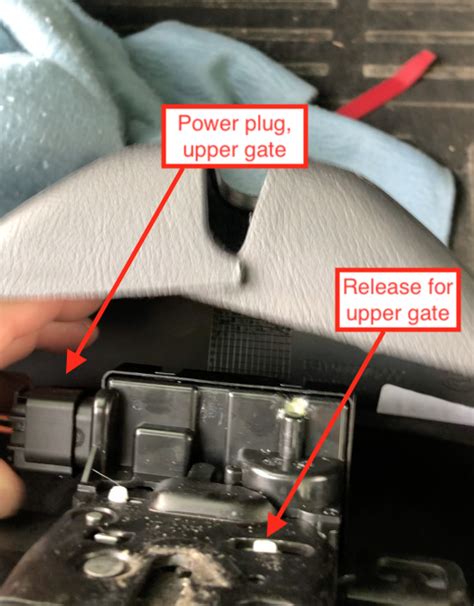 Broken Or Stuck Tailgate Range Rover Sport L320 Range Rovers Forum