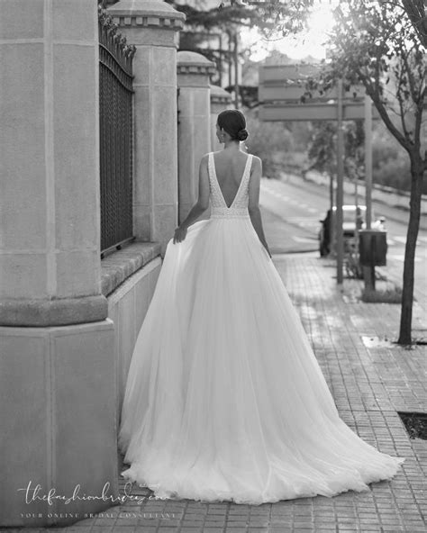 Aire Barcelona 2022 2023 Spring Fall Bridal Wedding Dress 15 The Fashionbrides