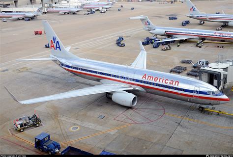 N815NN American Airlines Boeing 737 823 WL Photo By Urs Hess ID