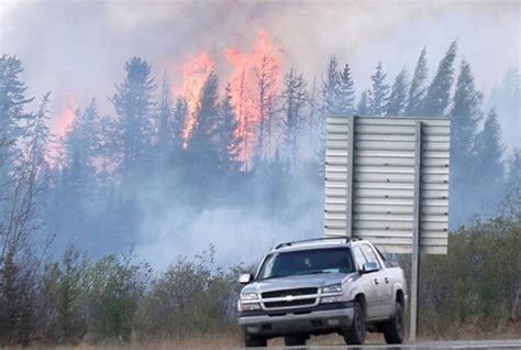 Pope Sends Prayers To Those Affected By Canadian Fire