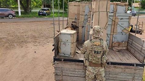 Polícia apreende em MS carga de maconha escondida em cofres que iriam