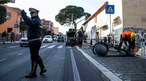 Incidente Roma Morti 5 Ragazzi Quanti Incidenti In Italia