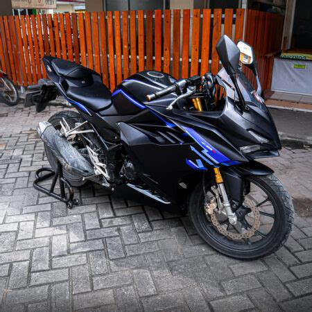 STICKER CBR 150R 2021 GRAFIS BIRU HITAM FULLBODY Nusakambangan Sticker