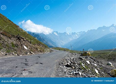 Beautiful Scenic View From Rohtang La Rohtang Pass In Manali Himachal