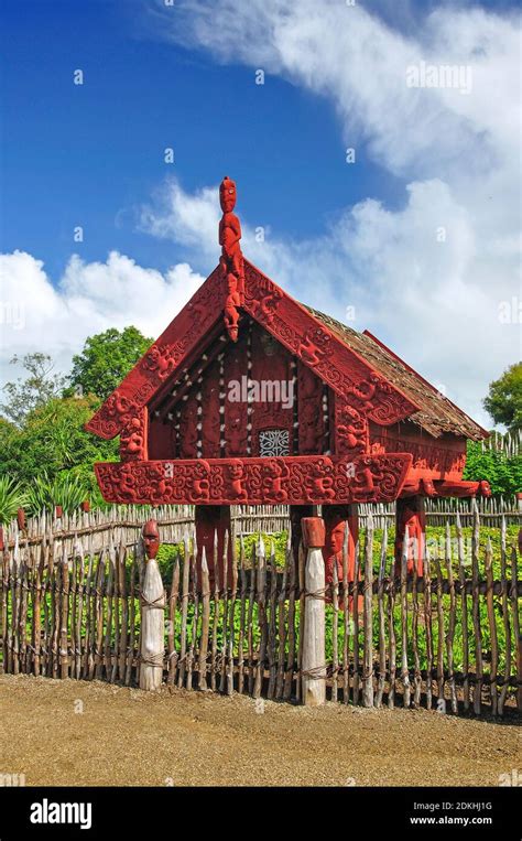 Carved Maori Storehouse Te Parapara Maori Garden Hamilton Gardens