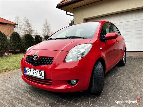 Toyota Yaris Benzyna Sol Salon Polska Radom Sprzedajemy Pl