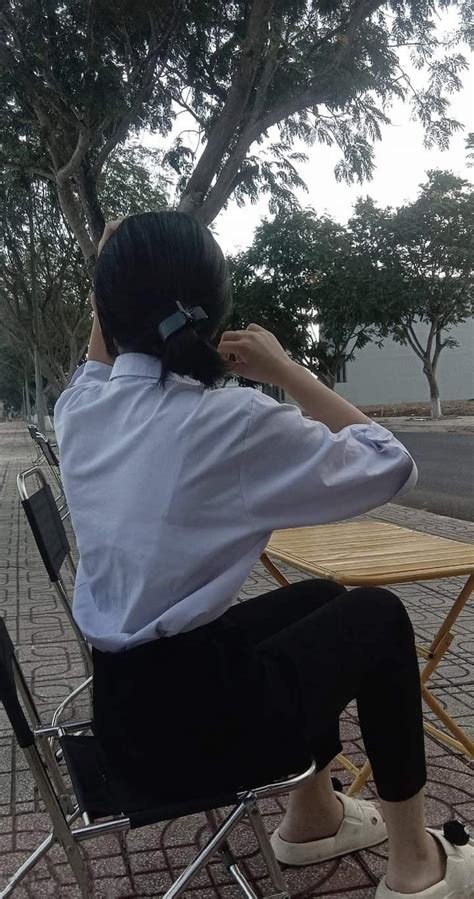 anh nu che mat hinh cac cap doi tao dang chup anh cho nu