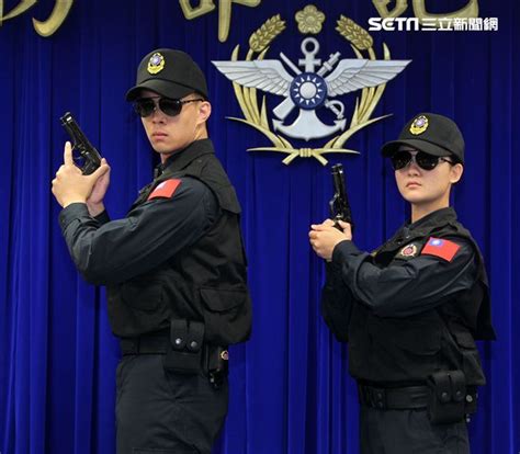 陸戰隊數位虎斑迷彩野戰服憲兵勤務服裝｜娛樂圖輯｜娛樂星聞 Starsetncom