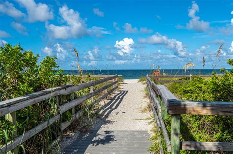 Manasota Key Resort: Sun, Sand, and Outdoor Fun in Florida