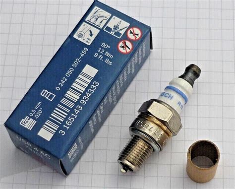 BOSCH USR4AC Zündkerze NEU OVP spark plug 0242050510 passend f Stihl