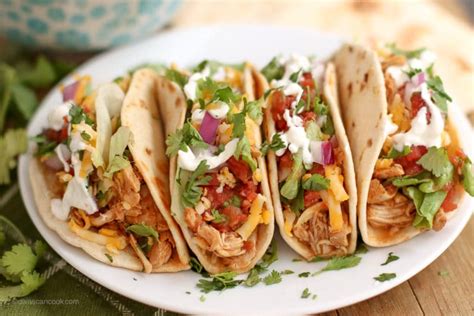 Easy Crockpot Chicken Tacos 3 Ingredients