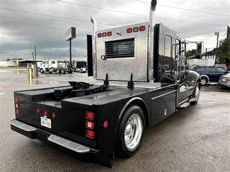 Peterbilt Single Axle Sleeper Semi Truck Cummins Hp