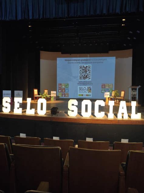 Colégio Salesiano Balneário Camboriú - Colégio Salesiano Balneário Camboriú recebe o Selo Social em Cerimônia ...