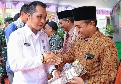 Ribu Rampung Tahun Realisasi Sertifikat Ptsl Lampaui Target