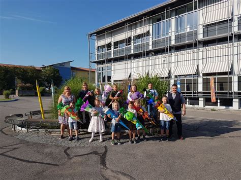 Erster Schultag Der Abc Sch Tzen Grund Und Mittelschule