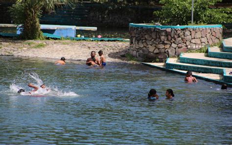 Familias despiden vacaciones de fin de año en El Trapiche