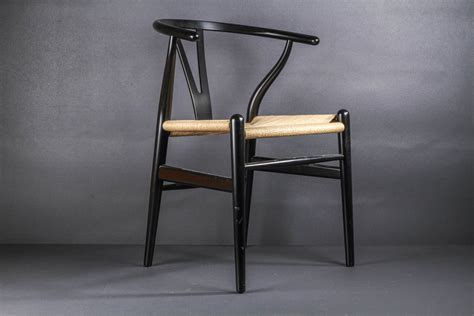 Hans J Wegner y stol limiteret særudgave 100 year beech wood Barnebys