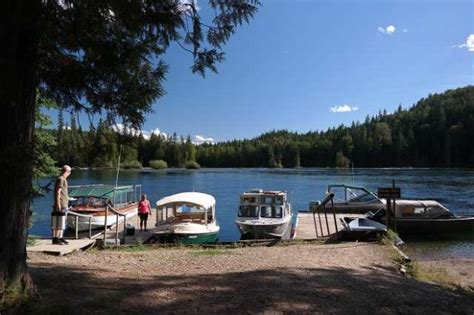 Clearwater Lake Campground Wells Gray Provincial Park Clearwater