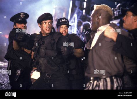 Sylvester Stallone Wesley Snipes Demolition Man 1993 Stockfotografie