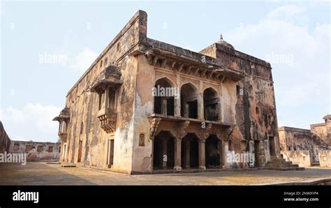 Ruined View of Rohtas Fort Palace, Rohtas, Bihar, India Stock Photo - Alamy