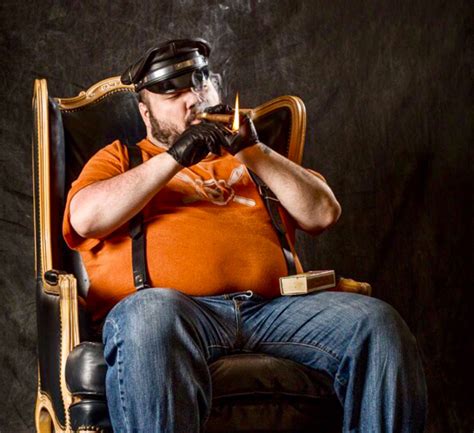 Racconti Gay Porcorso L Ispettore Paga Il Conto Parte Orsi Italiani Pillole Di Woof