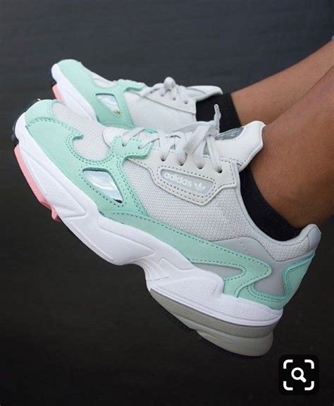 Venta Adidas Falcon Mujer Originales En Stock