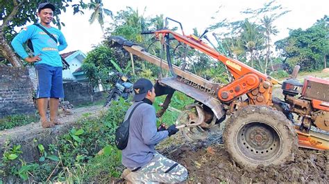 Traktor Mengolah Lahan Kering YouTube