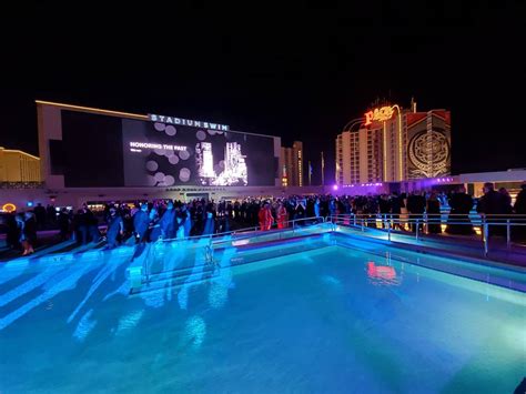 Circa Excitement Takes Over Downtown Las Vegas — Photos Las Vegas