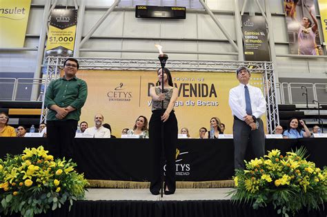 Video Ceremonia De Bienvenida Y Entrega De Becas En Tijuana CETYS