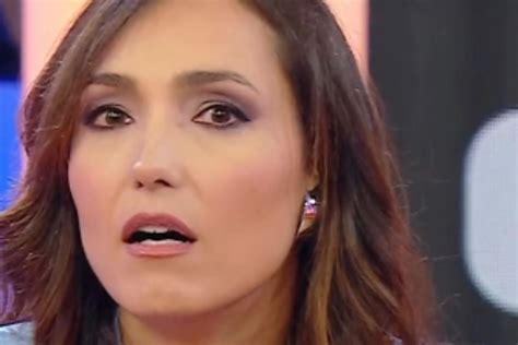 Caterina Balivo Tutti Pazzi Per Il Suo Cappotto Blu Dark Quanto